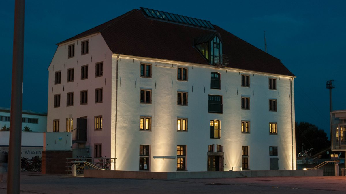 Vegesacker Geschichtenhaus, Hafenkneipe