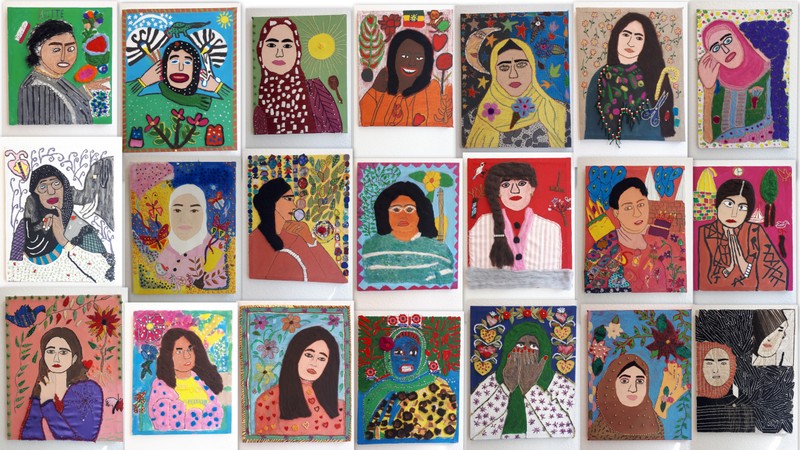 Eine Collage aus vielen verschiedenen gemalten Bildern. Alle diese kleinen Bilder zeigen verschiedene Gesichter von Frauen